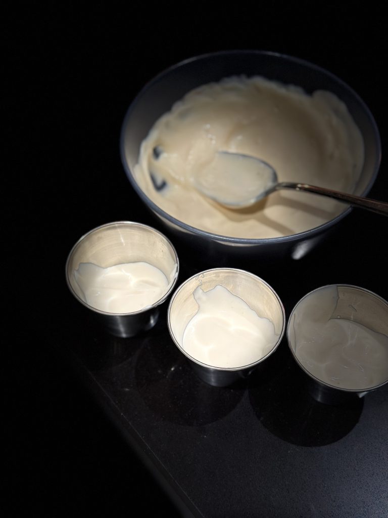 Srirachamajonnäs