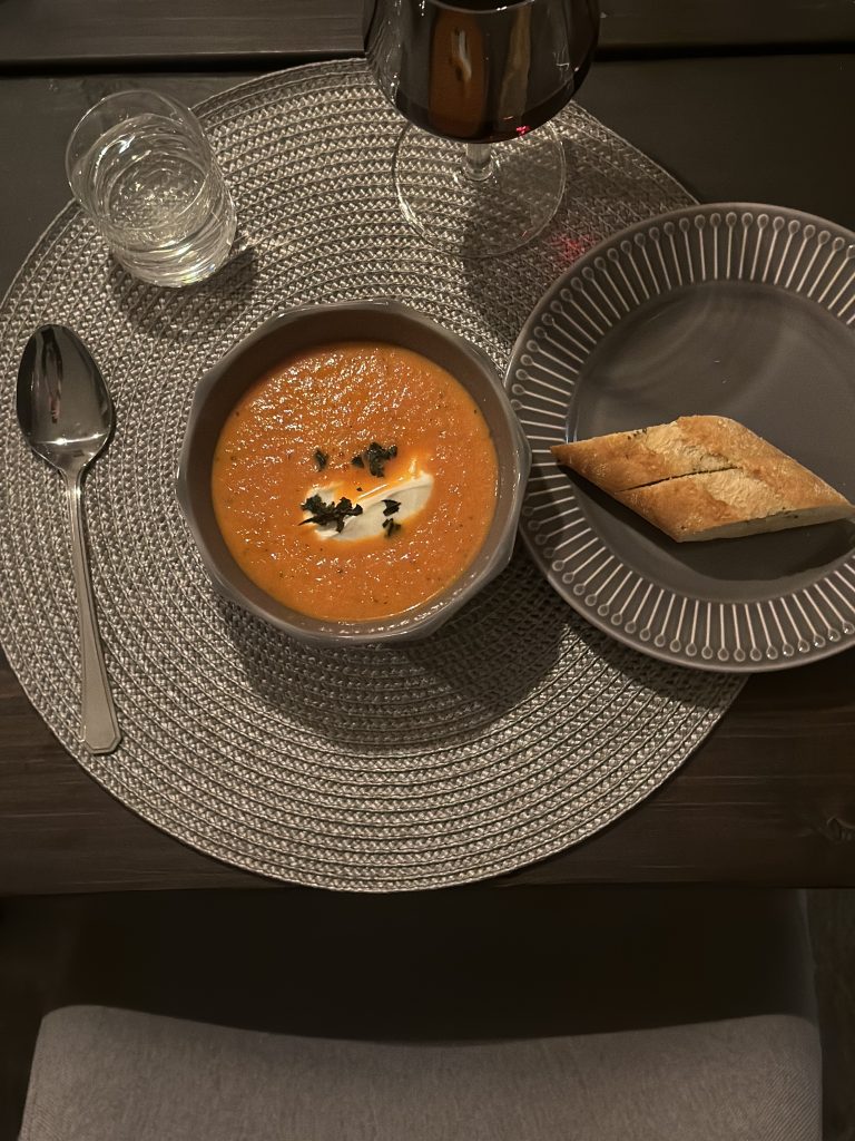 Krämig tomatsoppa
