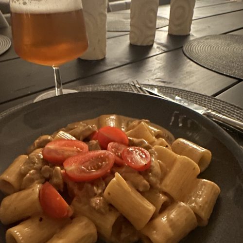 Krämig fläskfilépasta