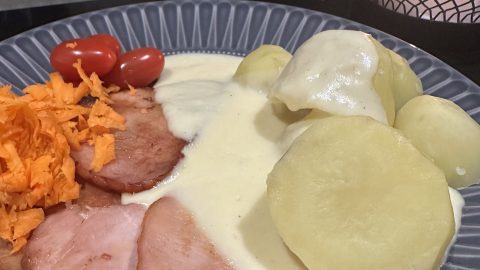 Skinkamedpepparrotsås