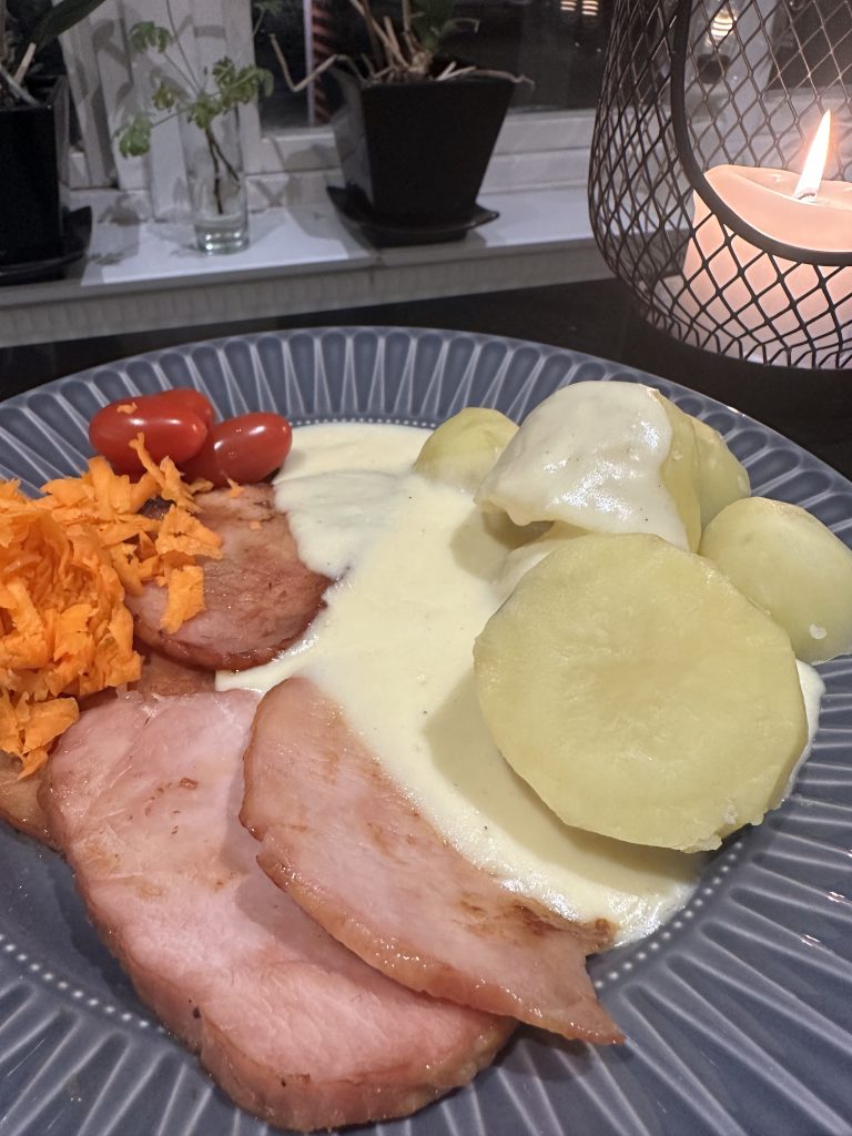 Skinkamedpepparrotsås