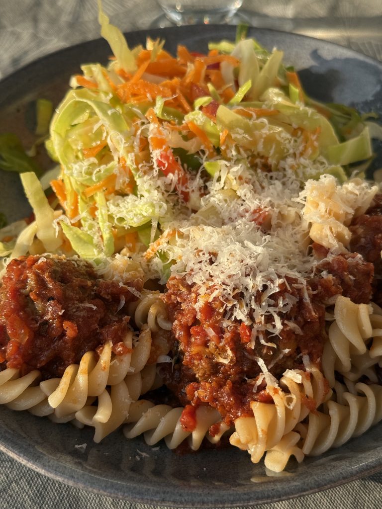 Köttbullar i tomatsås