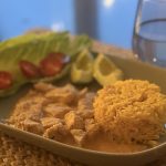 Mandelkyckling i kokosmjölk – krämig och smakrik kycklinggryta